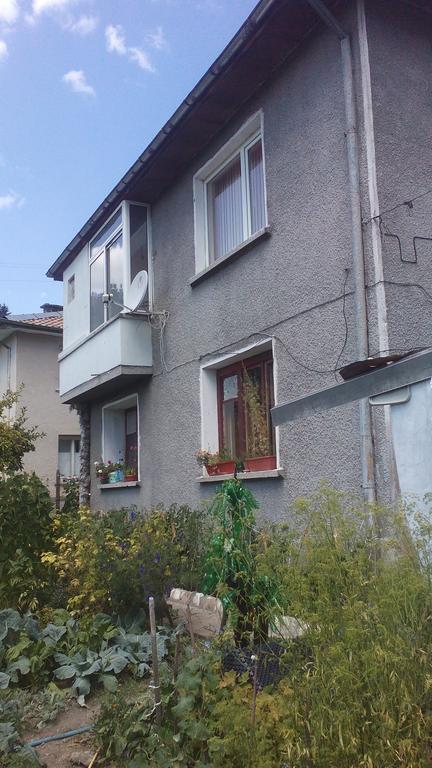 Edelvays House Hotel Trigrad Buitenkant foto